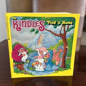 Scholastic Inc. *VINTAGE* 1985 The Kindles "Find a Home" Children's Book